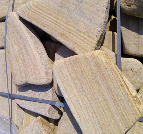 Kamenclub.ru: Песчаник пластушка галтованный желтый с рисунком (3 см)  купить в Оренбурге плитняк - пластушка желтый песчаник 21000 руб/м3   фото КАМЕНЬ КЛУБ