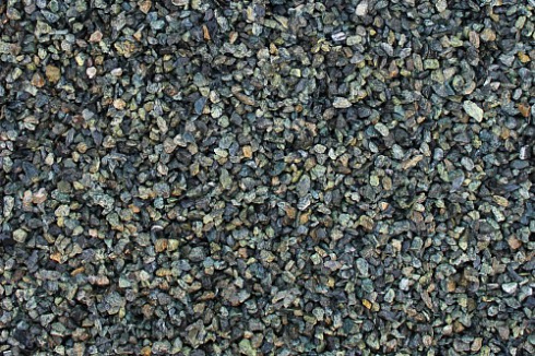 Kamenclub.ru: Щебень крошка зеленый (змеевик) фр. 3-5 мм  купить в Оренбурге камень змеевик зеленый, салатовый светло-зеленый мраморная каменная декоративная крошка 9000 руб/т   фото КАМЕНЬ КЛУБ