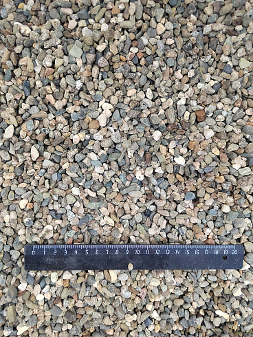 Kamenclub.ru: Галька речная окат (серая) фр.5-10 мм купить  в Оренбурге галька речная серая, серый, темно-серый, светло-серый, коричневый речная окатанная галька декоративная ландшатфная 5000 руб/т   фото КАМЕНЬ КЛУБ