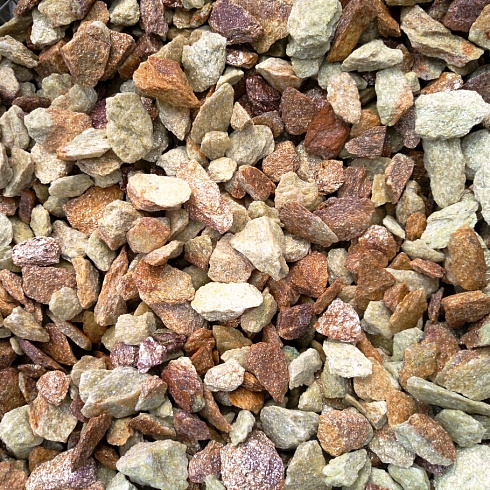 Kamenclub.ru: Щебень крошка желтый (ЗЛАТОЛИТ) фр. 20-40 мм.  купить в Оренбурге златолит бежевый, золотистый, желтый декоративная каменная крошка 10800 руб/т   фото КАМЕНЬ КЛУБ