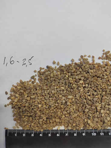 Кварцевый песок сухой фракцинированный фр. 1,6-4 мм.  купить в Оренбурге фото Камень Клуб