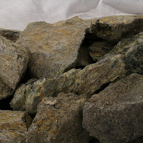 фото Змеевик салатовый  (фр. 70-100 мм)  купить в Оренбурге в интернет-портале КАМЕНЬ КЛУБ