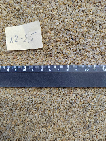 Кварцевый песок сухой фракцинированный фр. 1,2-2,5 мм.  купить в Оренбурге фото Камень Клуб