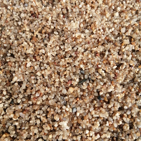 Кварцевый песок сухой фракцинированный фр. 1,6-4 мм.  купить в Оренбурге фото Камень Клуб