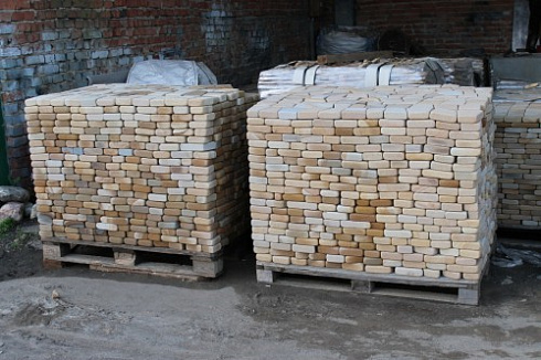 Kamenclub.ru: Песчаник брусчатка (Готика) art PSG-L-01  купить в Оренбурге    2300 руб/кв.м   фото КАМЕНЬ КЛУБ