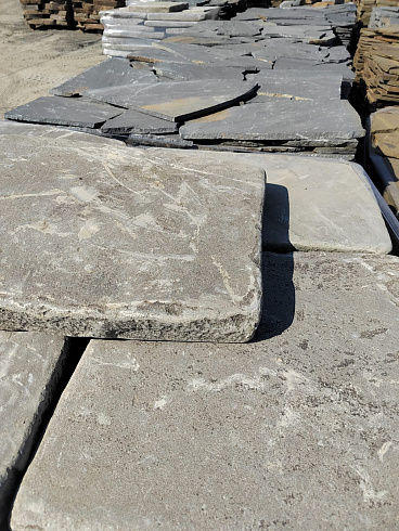 Kamenclub.ru: Песчаник галтованный для облицовки (фр. 2-5 см)  купить в Оренбурге песчник рыжий желтый серый песчаник окатанный речной 6 000 руб/т   фото КАМЕНЬ КЛУБ