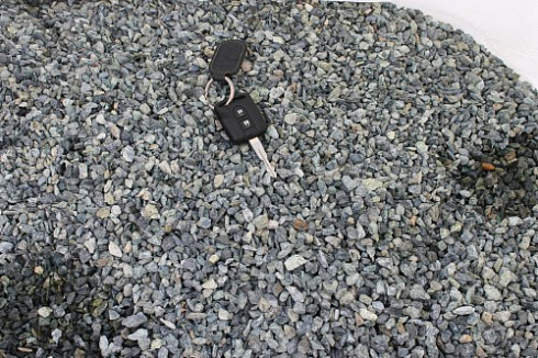 Kamenclub.ru: Щебень крошка зеленый (змеевик) фр. 5-10 мм  купить в Оренбурге змеевик зеленый, салатовый ландшафтный декоративный щебень крошка 7 200 руб/т   фото КАМЕНЬ КЛУБ