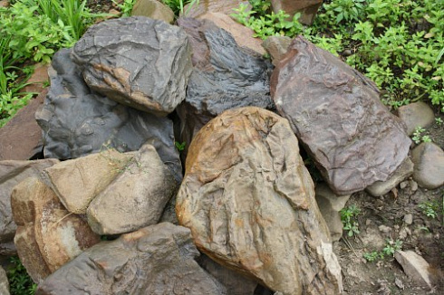 Kamenclub.ru: Песчаник декоративный ландшафтный (фр. 300-500 мм)  купить в Оренбурге песчаник желтый рыжий серый зеленый валун речной окатанный природный песчаника 4 500 руб/т   фото КАМЕНЬ КЛУБ