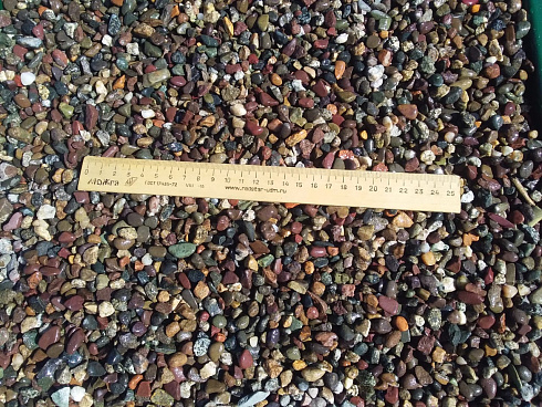 Kamenclub.ru: Галька речная окат цветная фр.5-10 мм. купить  в Оренбурге галька речная белый, серый, красноватый, синий, темно-серый речная окатанная галька декоративная 6800 руб/т   фото КАМЕНЬ КЛУБ