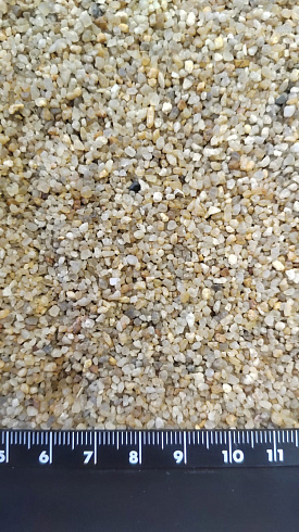 Кварцевый песок для площадок фр. 0,8 - 2 мм.  купить в Оренбурге фото Камень Клуб