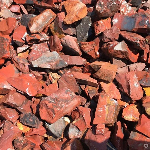Kamenclub.ru: Щебень крошка красный (ЯШМА) фр. 5-10 мм.  купить в Оренбурге крошка каменная яшмы красный, бордовый, темно-красный декоративная крошка ландшафтная каменная яшмоидная 8500 руб/т   фото КАМЕНЬ КЛУБ
