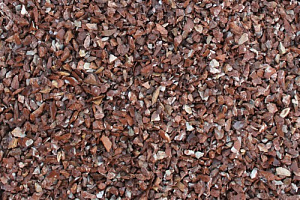 Kamenclub.ru: Мраморная крошка (щебень крошка розовый) фр. 5-10 мм.  купить в Оренбурге мрамор розовый, красный щебень колотый ландшафтный декоративный  11000 руб/т   фото КАМЕНЬ КЛУБ