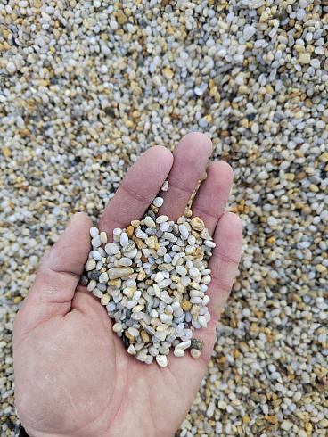 фото Галька крымская жемчужная фр. 3-5 мм. купить в Оренбурге  в интернет-портале КАМЕНЬ КЛУБ